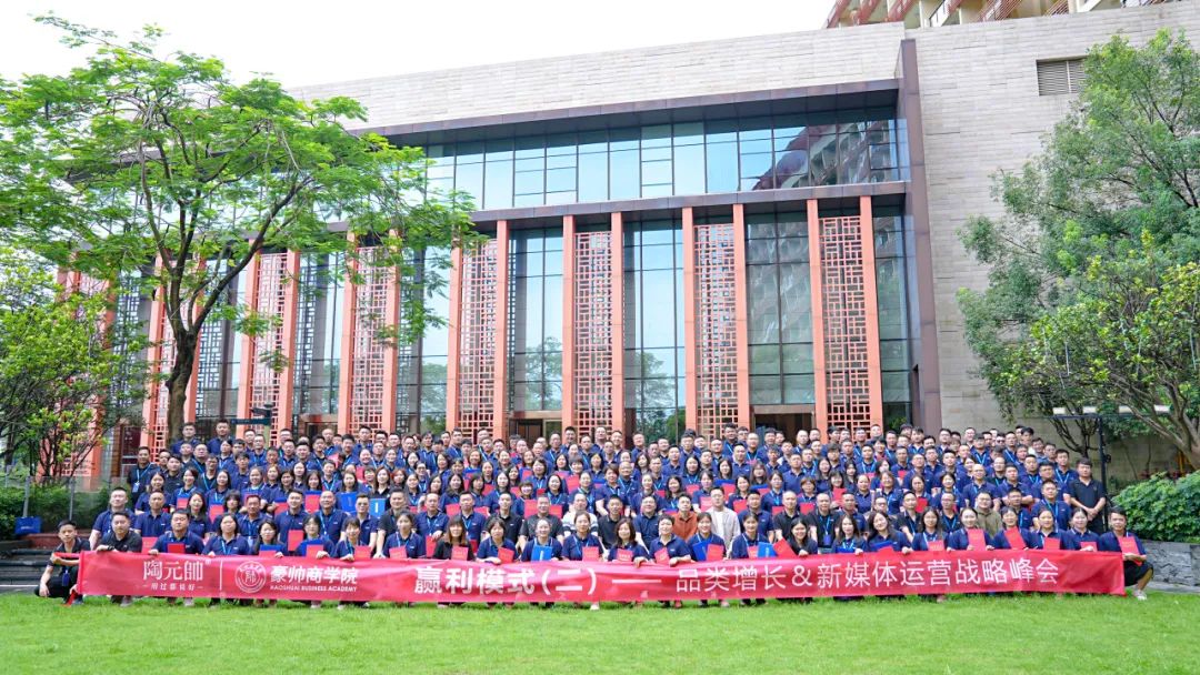 保留追究其法律责任的权利!比亚迪正式回应“常压油箱”和“车圈恒大”两个话题(图22) 保留追究其法律责任的权利!比亚迪正式回应“常压油箱”和“车圈恒大”两个话题(图22)