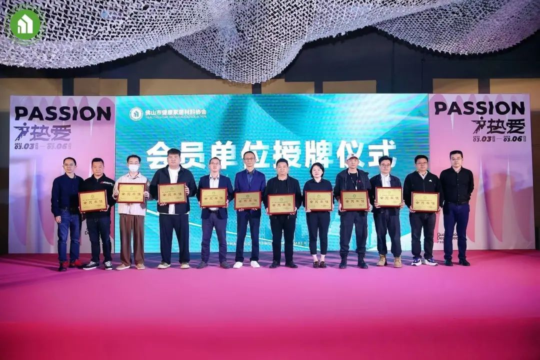 10月23日,中国质量协会在北京发布2024年中国燃油汽车行业用户满意度指数(CACSI)测评结果。 中国质量协会指出,2024年中国燃油汽车行业用户满意度指数(CACSI)为81分(满分100分),(图21) 10月23日,中国质量协会在北京发布2024年中国燃油汽车行业用户满意度指数(CACSI)测评结果。 中国质量协会指出,2024年中国燃油汽车行业用户满意度指数(CACSI)为81分(满分100分),(图21)